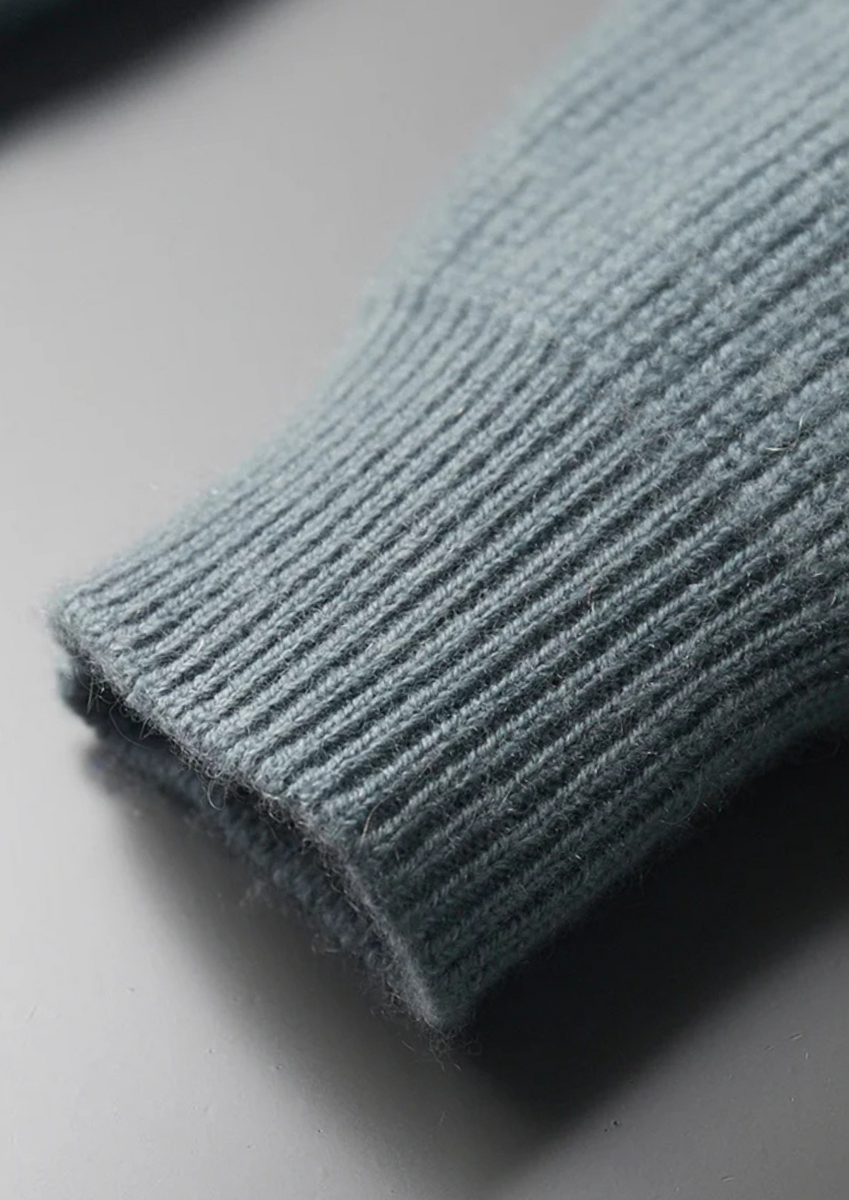 Premium Cashmere Ribbed Cardigan